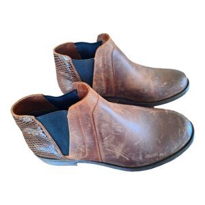 Demi2 Beat Comfort Booties Dark Tan Combination Clarks Chelsea Ankle Boots